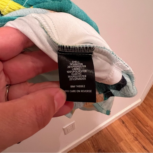 Torrid Peplum Washable Crinkle Gauze Smocked Tank Top - Picture 4 of 8